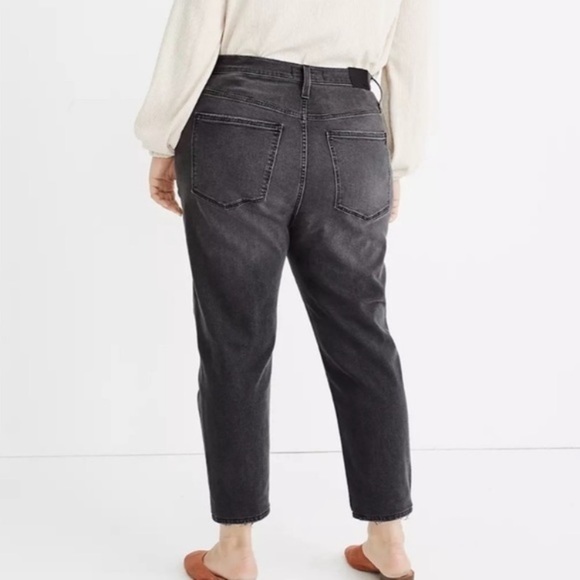 NEW Madewell Black The Mom Jeans - Picture 2 of 13